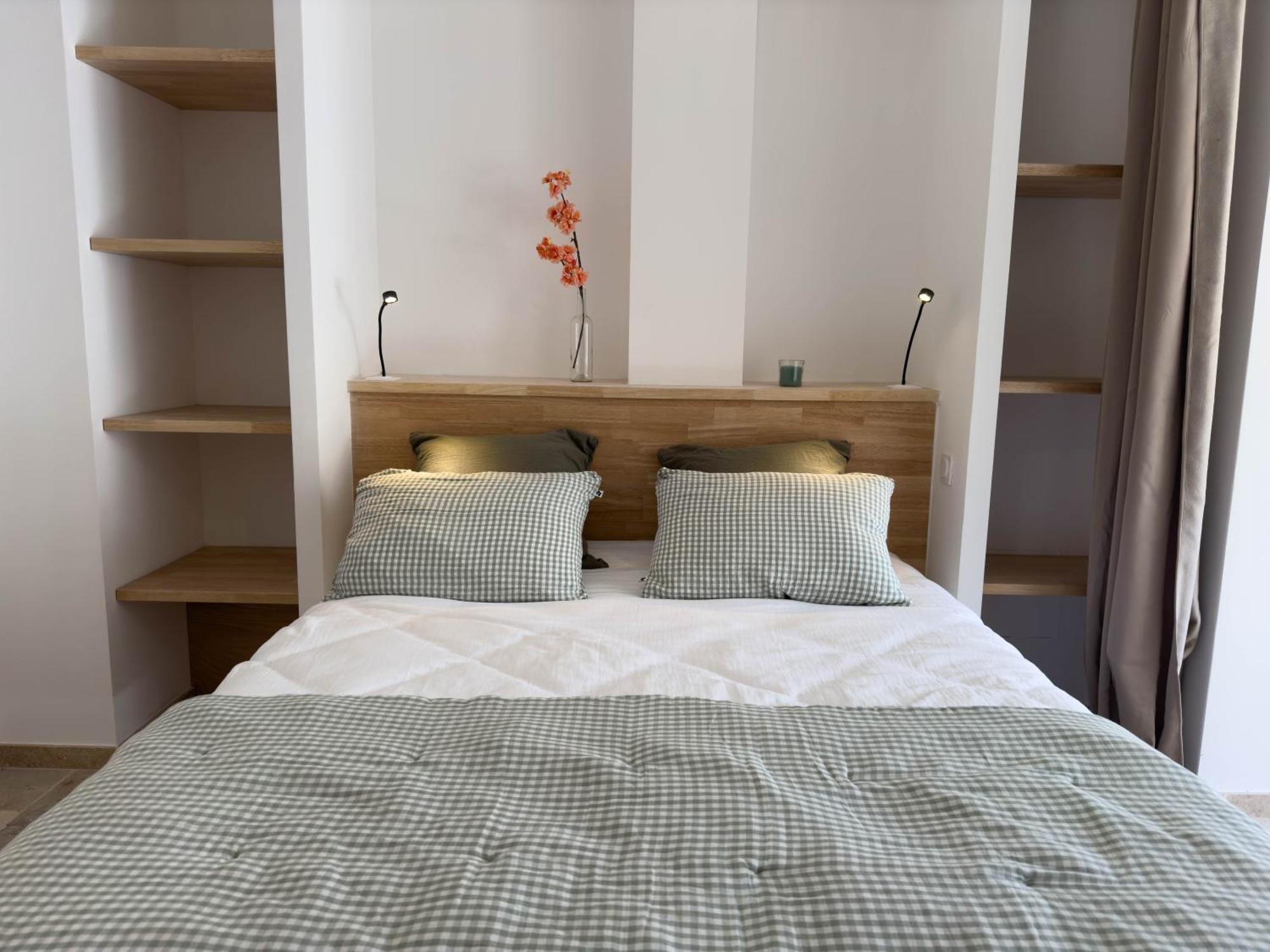 Les Suites Du 13 Aigues-Mortes Ngoại thất bức ảnh
