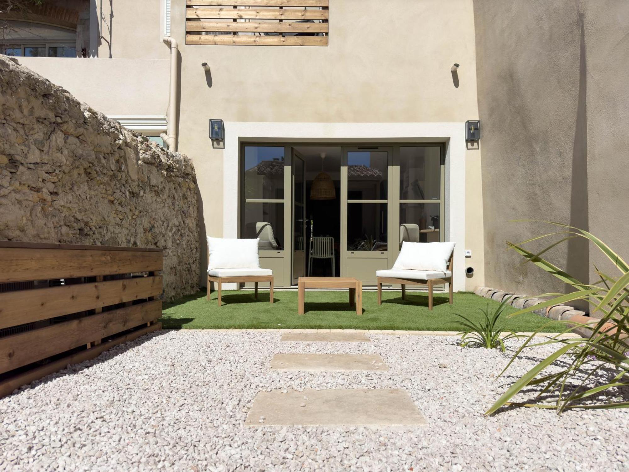 Les Suites Du 13 Aigues-Mortes Ngoại thất bức ảnh